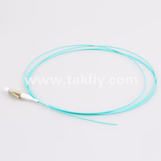 パッチパネルおよびFoジャンクションボックスで使用するLC/UPCコネクタ付きのカラー光ファイバピグテール